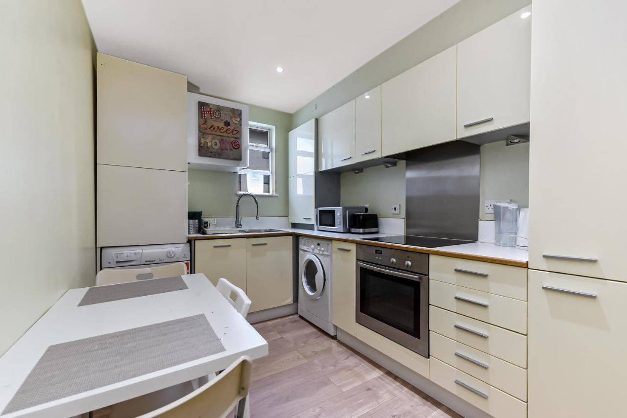 Spacious 2 Bedroom Apartment In Ealing Broadway المظهر الخارجي الصورة