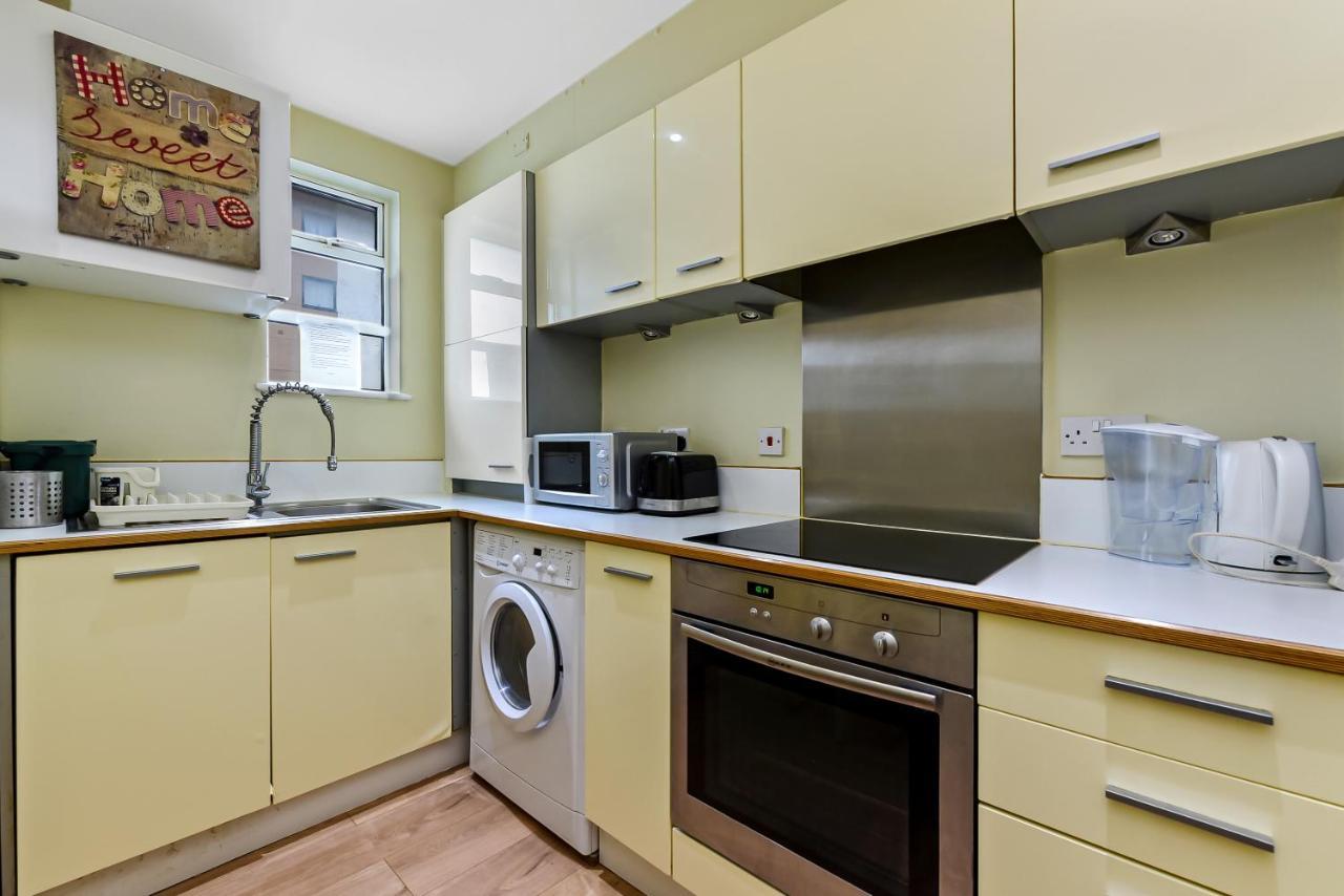 Spacious 2 Bedroom Apartment In Ealing Broadway المظهر الخارجي الصورة